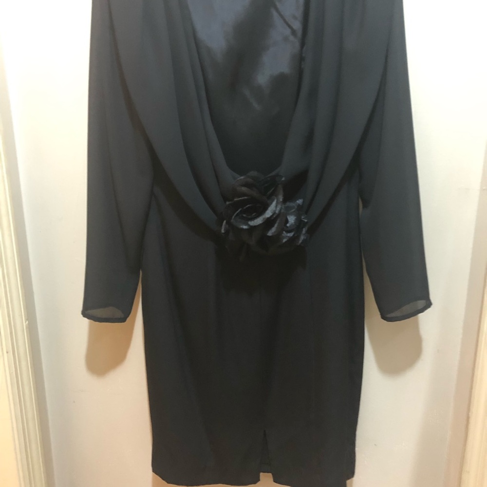 Bebe collections black dress with black roses on the back